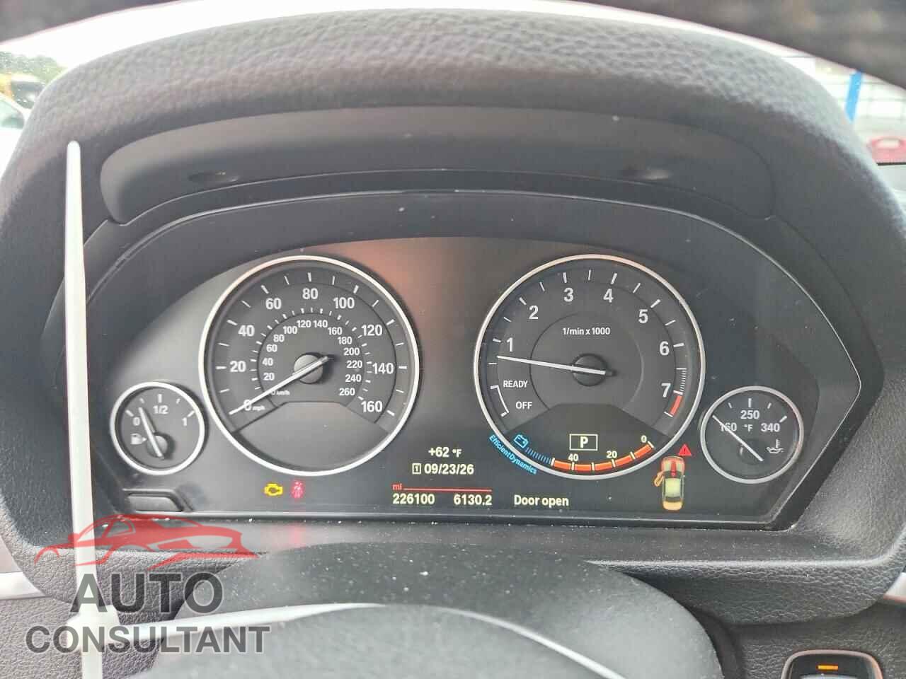 BMW 3 SERIES 2016 - WBA8E5G56GNU19533