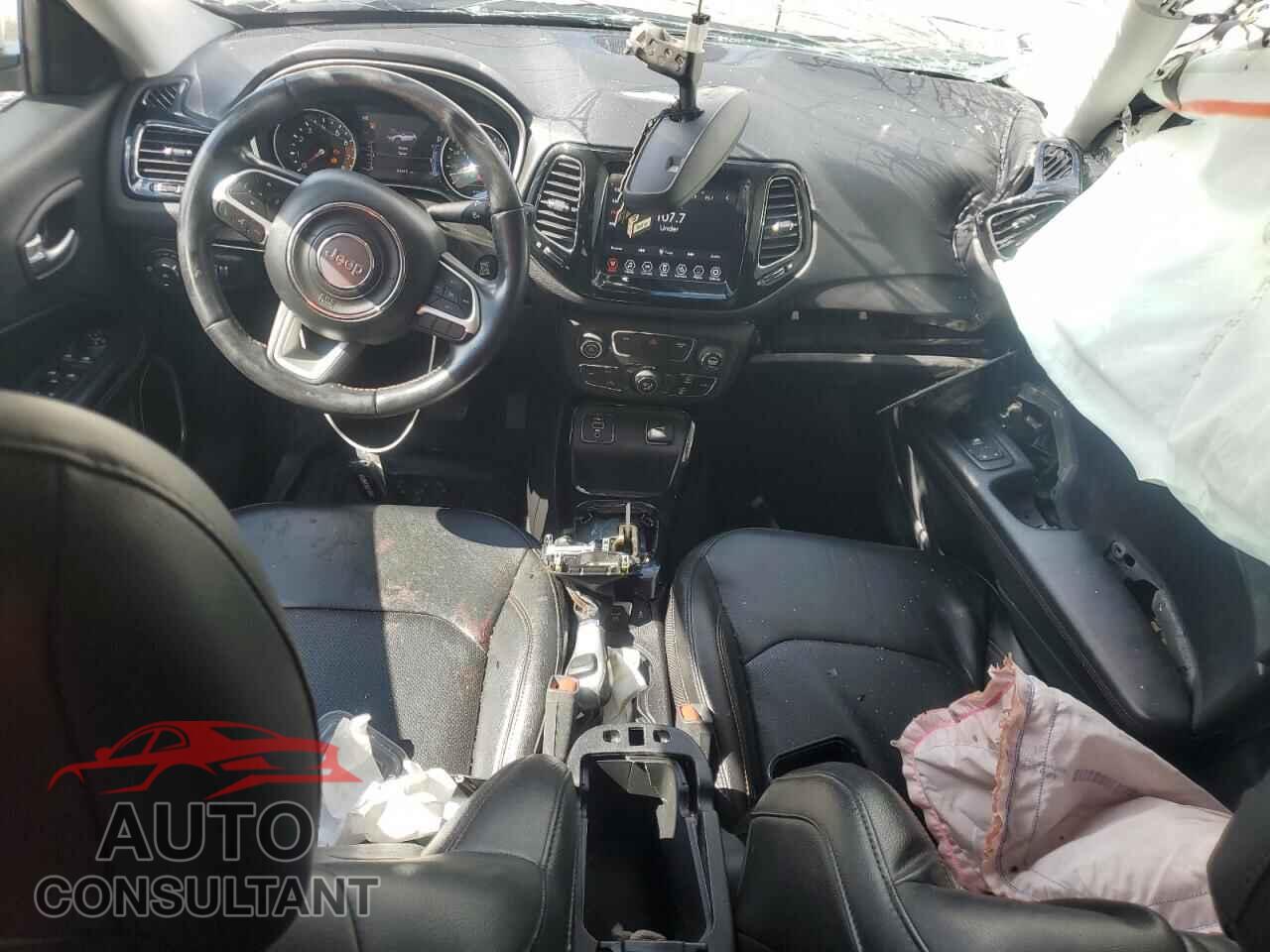 JEEP COMPASS 2020 - 3C4NJCCB7LT169084