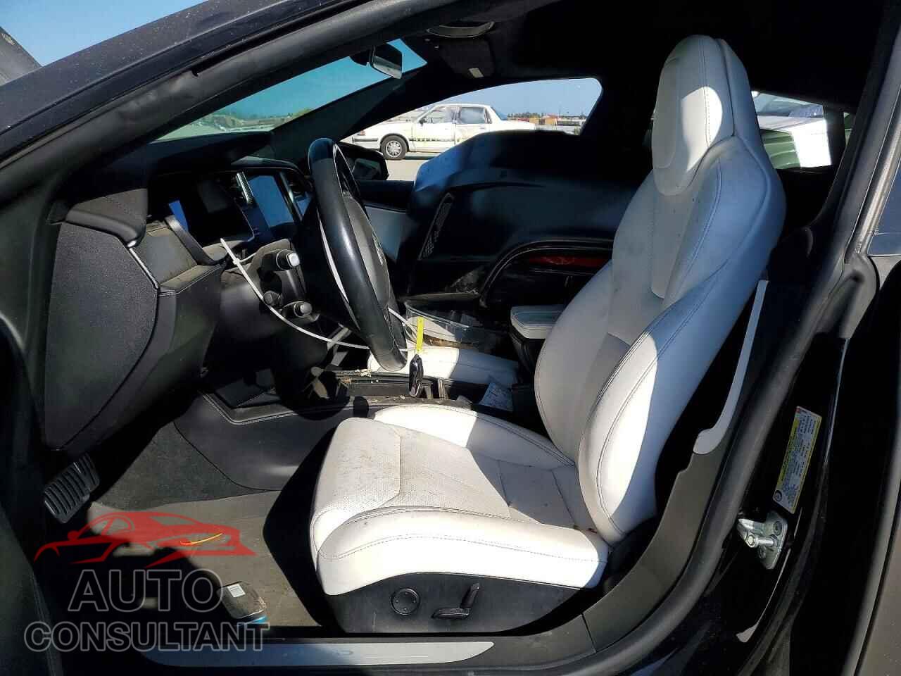 TESLA MODEL S 2018 - 5YJSA1E48JF295424