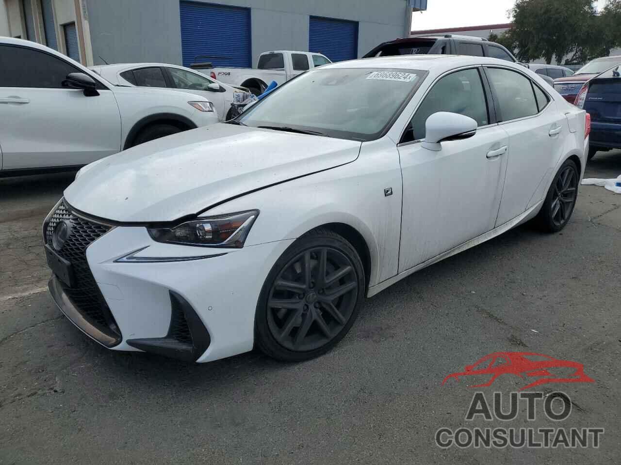 LEXUS IS 2018 - JTHBA1D21J5073839