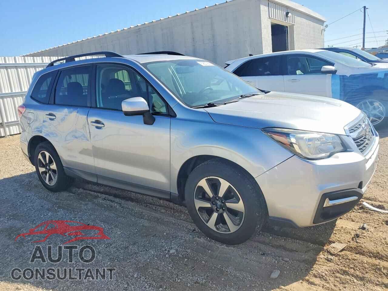 SUBARU FORESTER 2017 - JF2SJAEC0HH411959