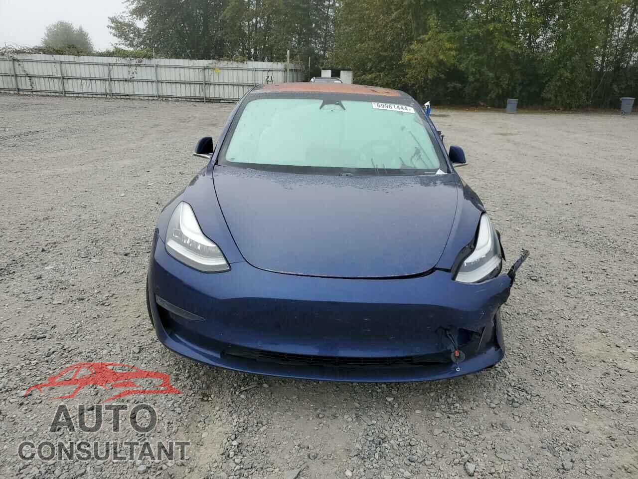 TESLA MODEL 3 2018 - 5YJ3E1EB5JF101018