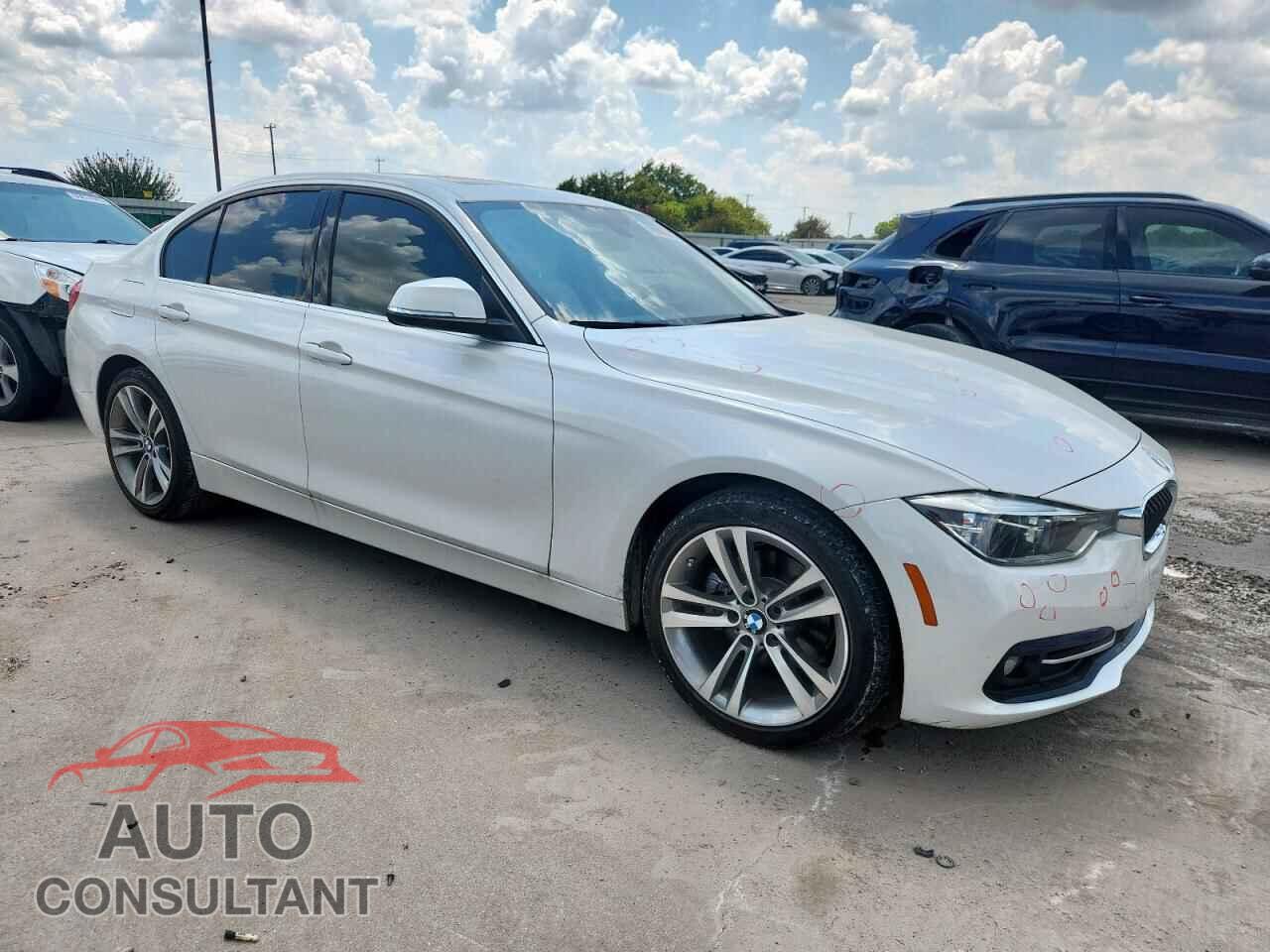 BMW 3 SERIES 2018 - WBA8B9C57JK886457