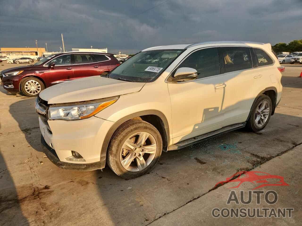 TOYOTA HIGHLANDER 2015 - 5TDYKRFH5FS075216