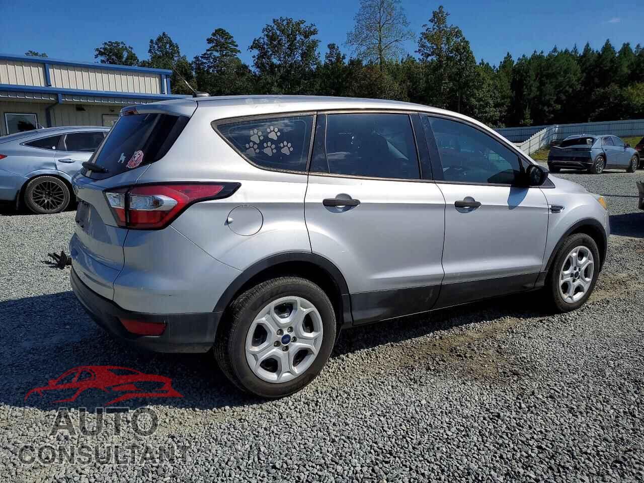 FORD ESCAPE 2017 - 1FMCU0F73HUD32729