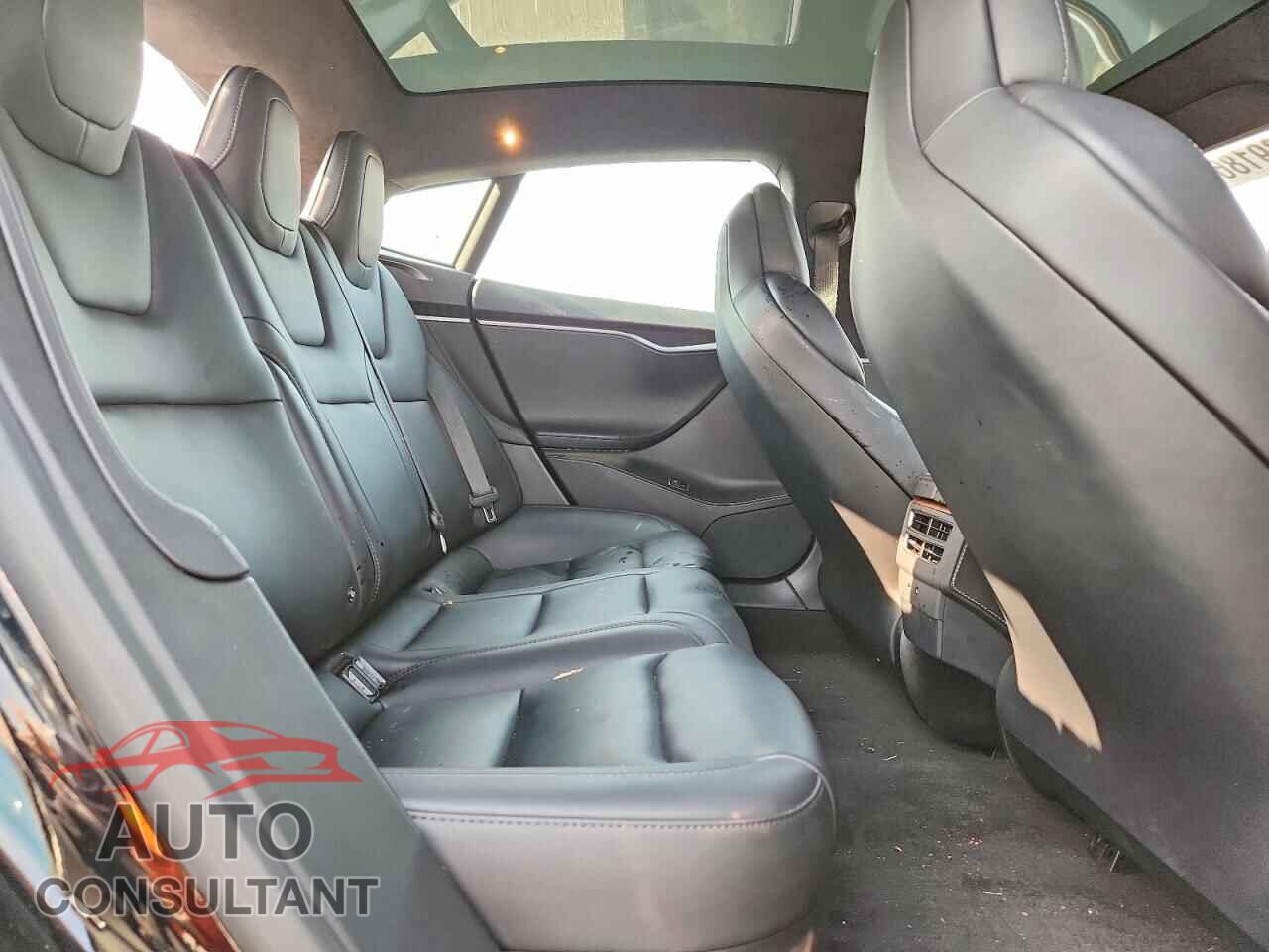 TESLA MODEL S 2019 - 5YJSA1E21KF308062