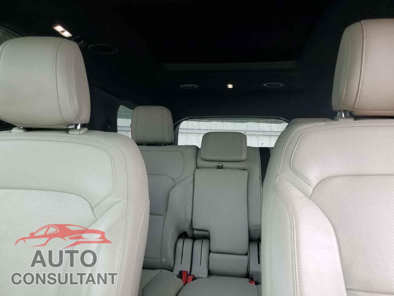 FORD EXPLORER 2018 - 1FM5K7F88JGB83867