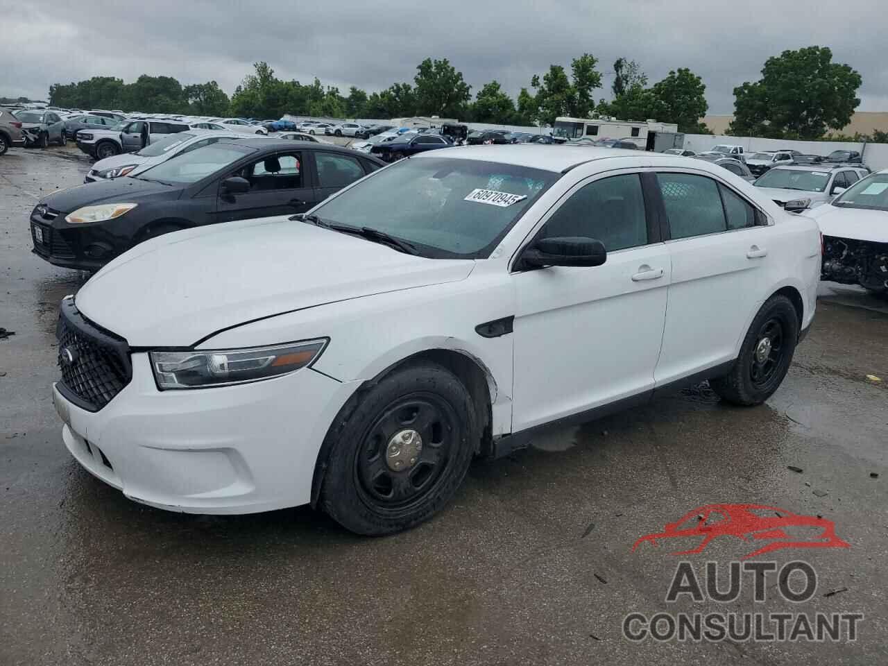 FORD TAURUS 2017 - 1FAHP2L86HG145032