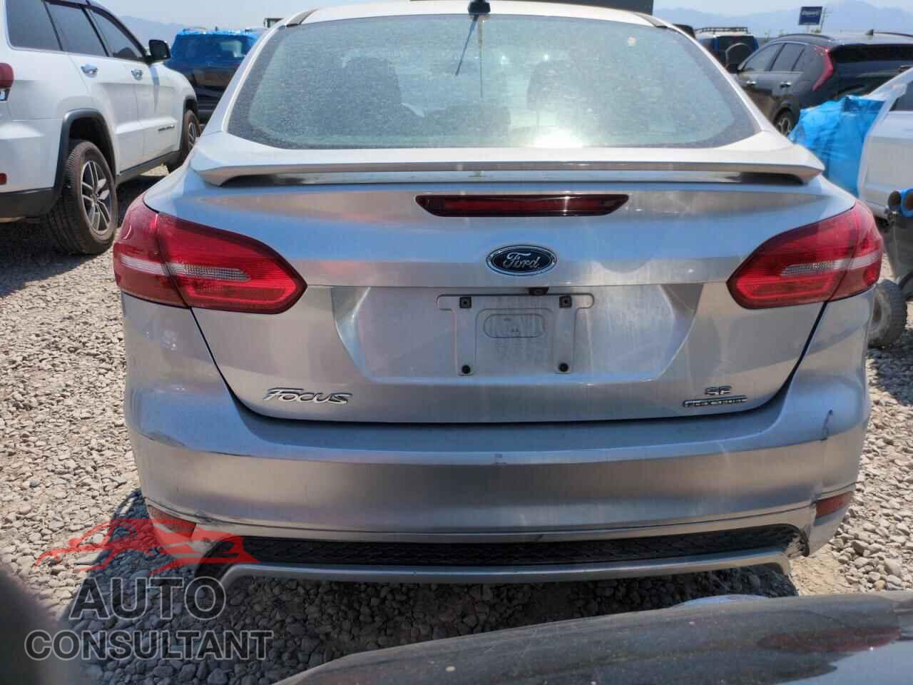 FORD FOCUS 2015 - 1FADP3F28FL324060