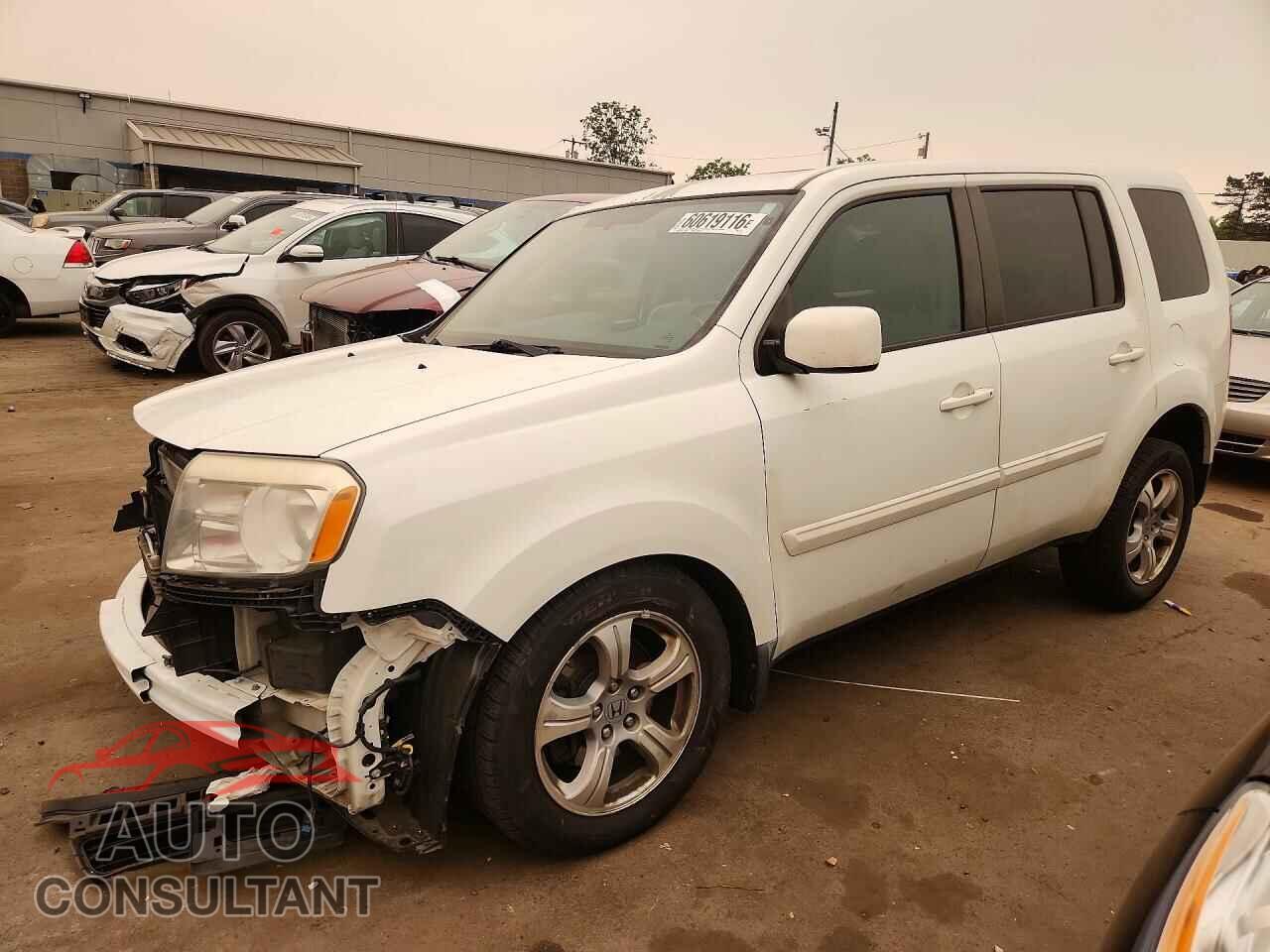 HONDA PILOT 2014 - 5FNYF4H54EB019197