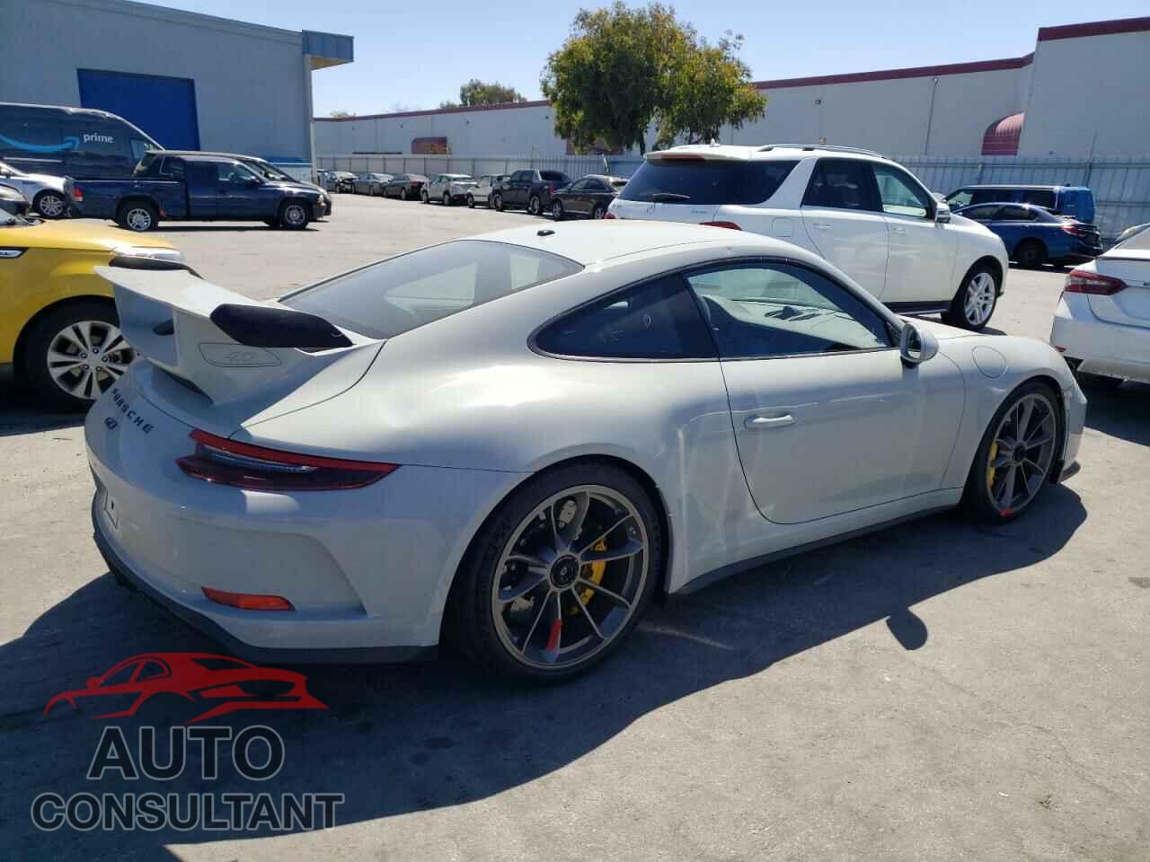 PORSCHE 911 2018 - WP0AC2A95JS177170