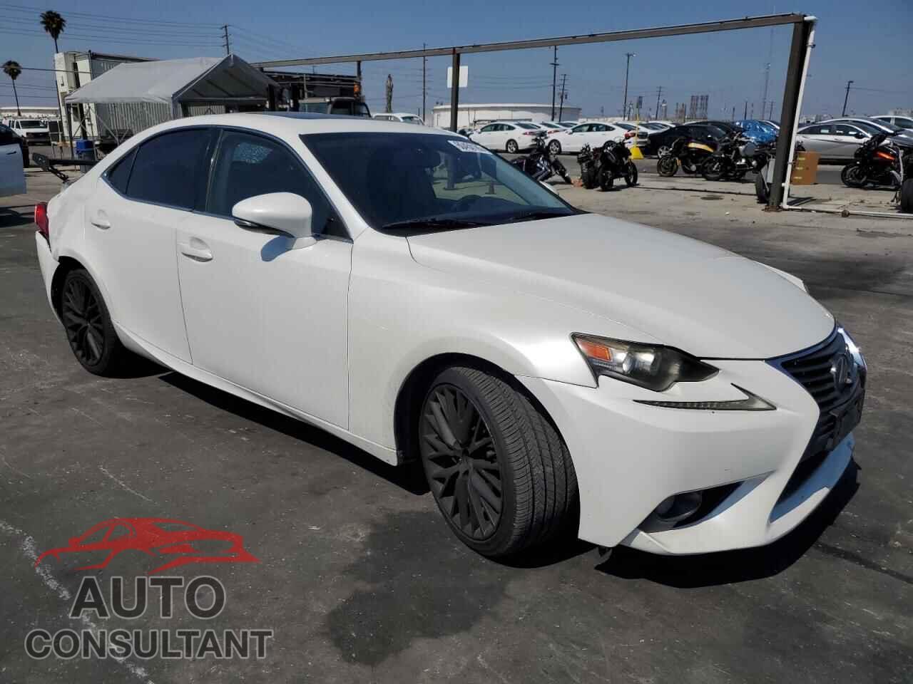LEXUS IS 2014 - JTHBF1D29E5024377