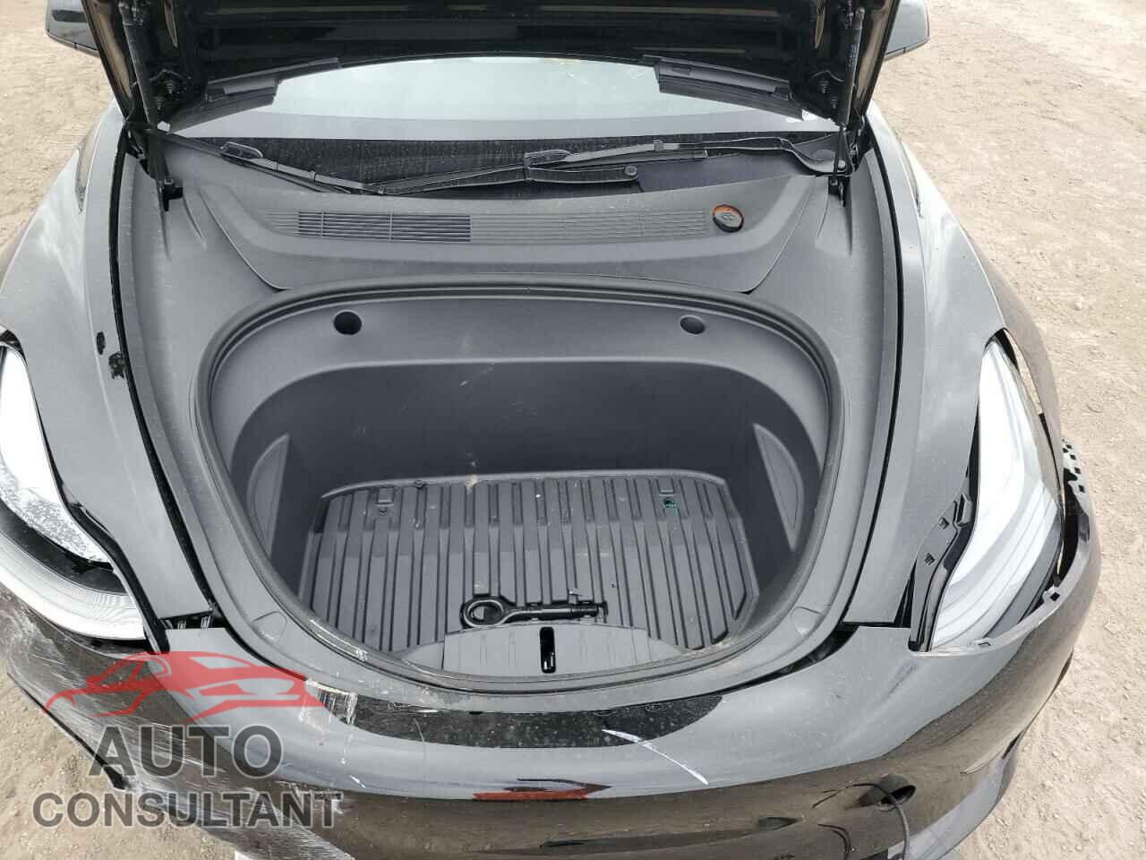 TESLA MODEL 3 2023 - 5YJ3E1EA7PF656732
