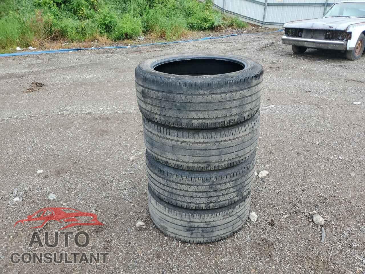 DODGE DURANGO 2018 - 1C4SDJCT8JC497825