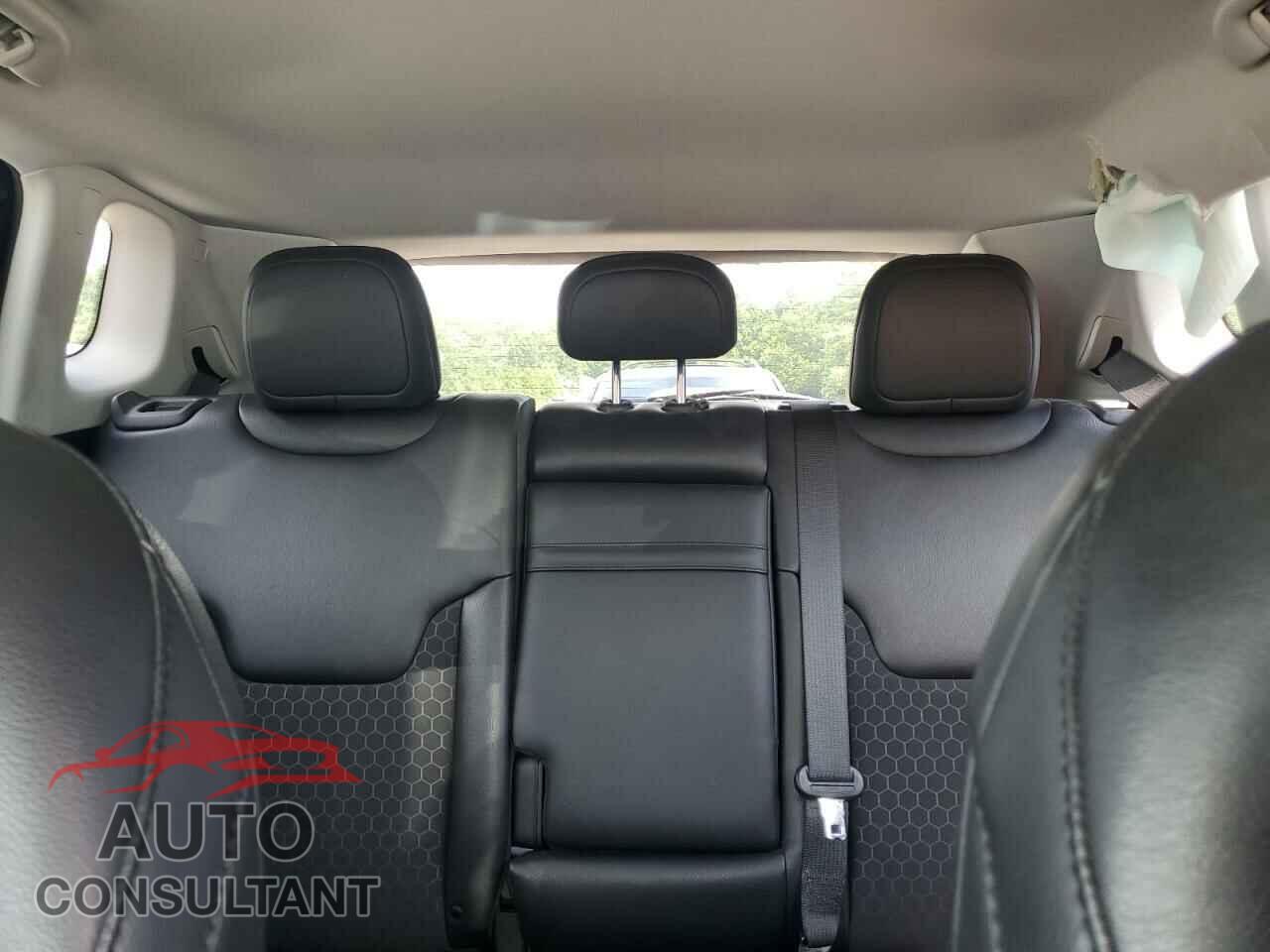 JEEP COMPASS 2019 - 3C4NJDBB2KT712170