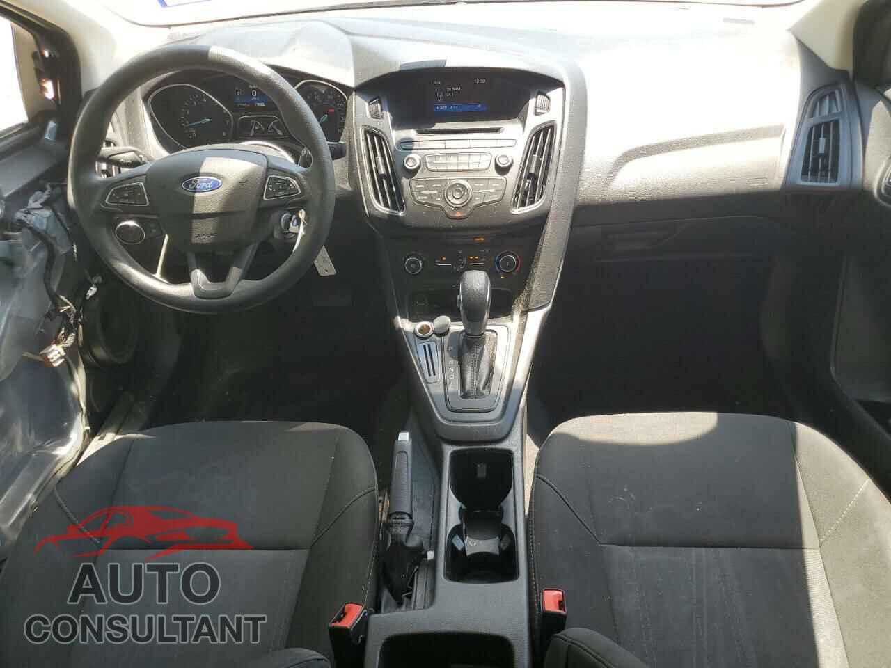 FORD FOCUS 2017 - 1FADP3E2XHL289154