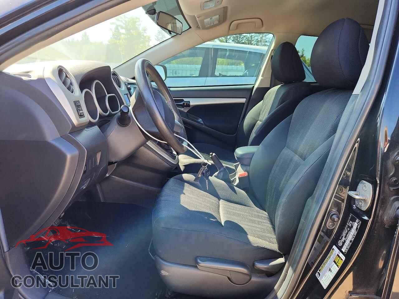 TOYOTA MATRIX 2013 - 2T1KU4EE8DC027614
