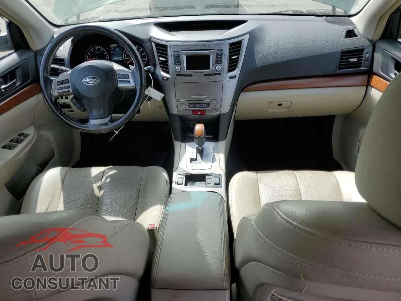 SUBARU OUTBACK 2013 - 4S4BRBKC8D3289405