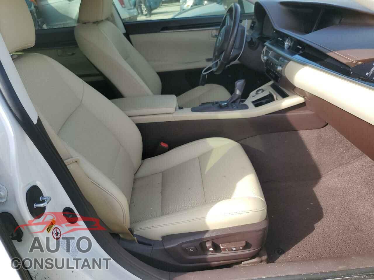 LEXUS ES350 2016 - JTHBK1GG3G2242502