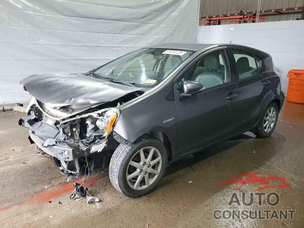TOYOTA PRIUS 2013 - JTDKDTB3XD1528070
