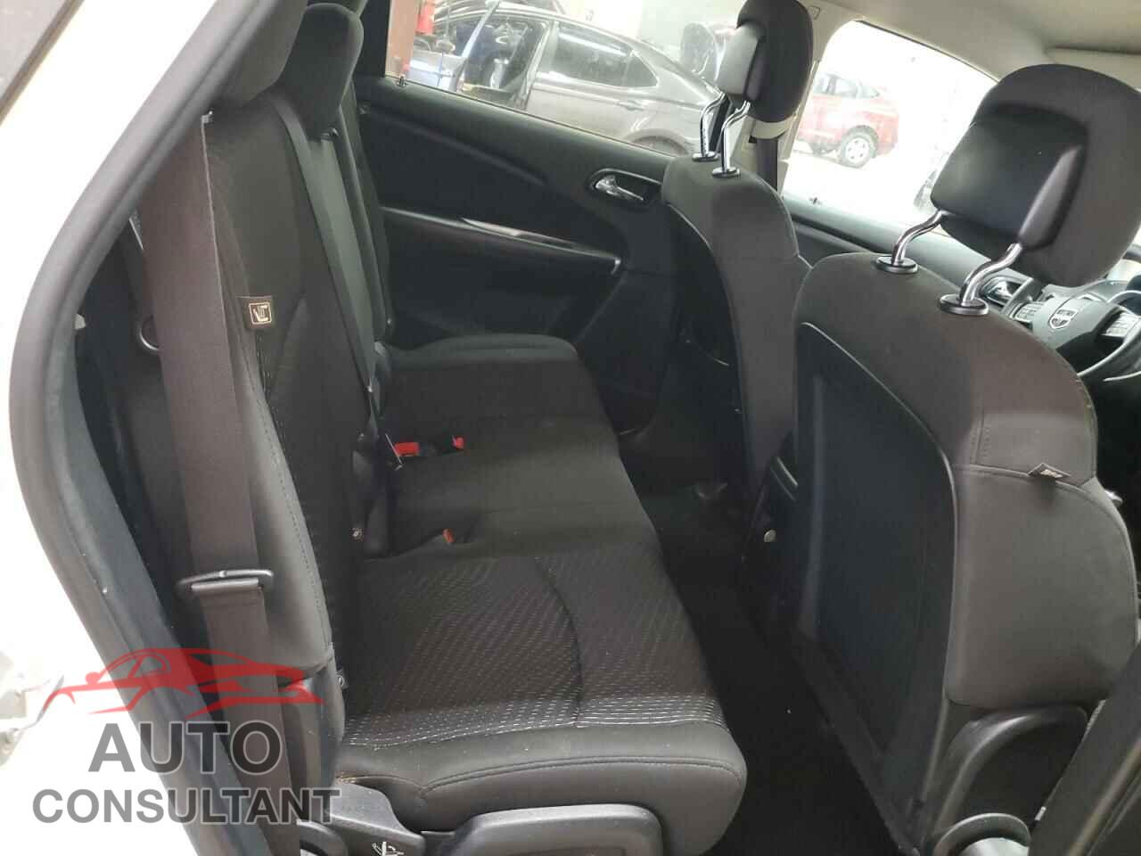 DODGE JOURNEY 2017 - 3C4PDCBG6HT572526