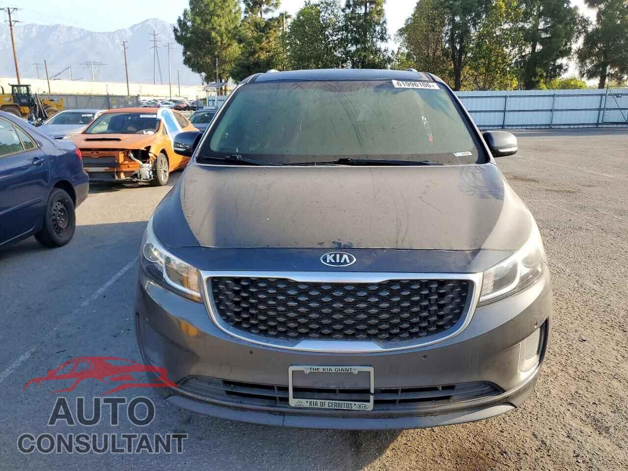KIA All Models 2018 - KNDMB5C15J6408375
