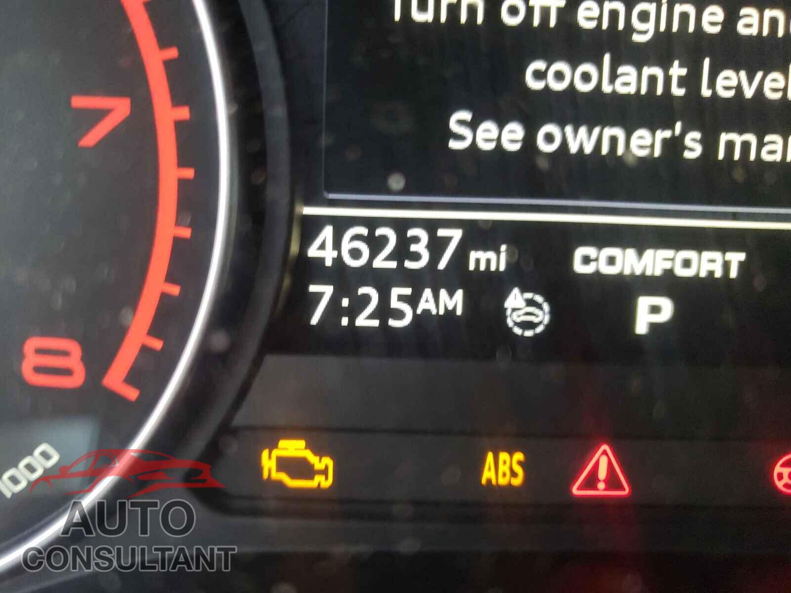 AUDI A4 2017 - WAUANAF48HN029604