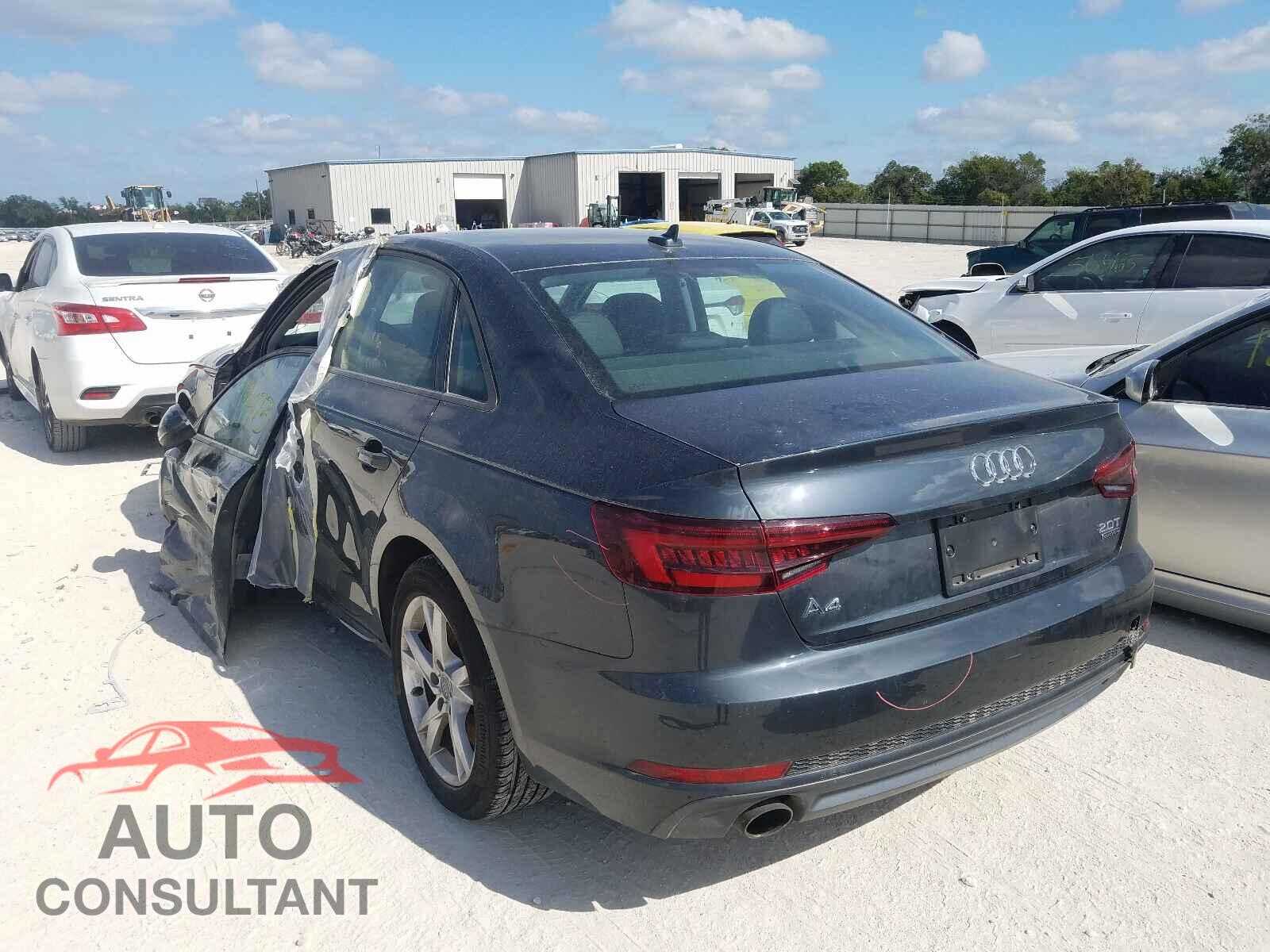AUDI A4 2018 - WAUDNAF40JN017790