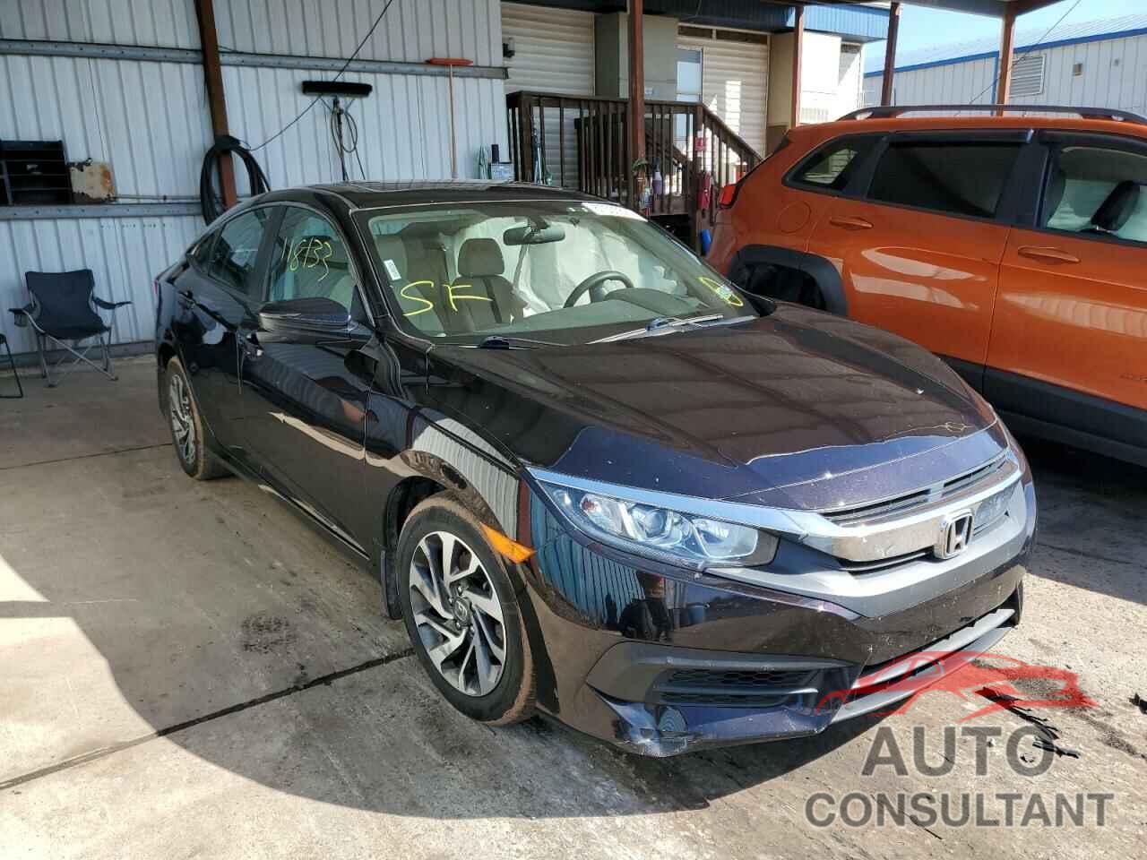 HONDA CIVIC 2018 - 2HGFC2F71JH566099