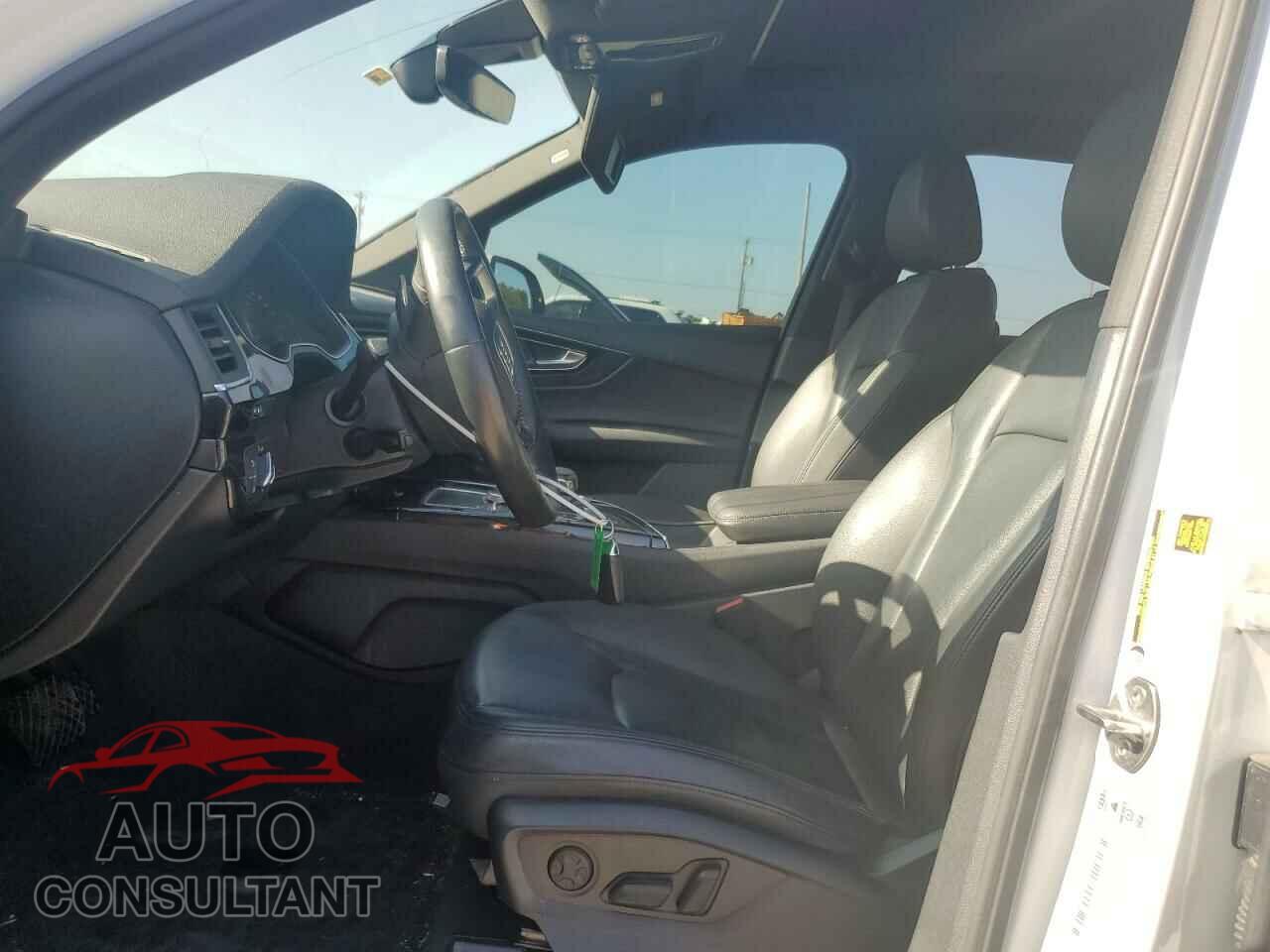 AUDI Q7 2018 - WA1AAAF74JD006660