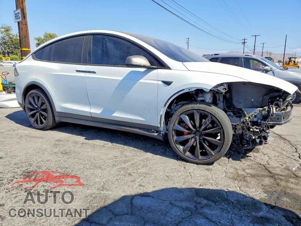 TESLA MODEL X 2020 - 5YJXCBE45LF282980