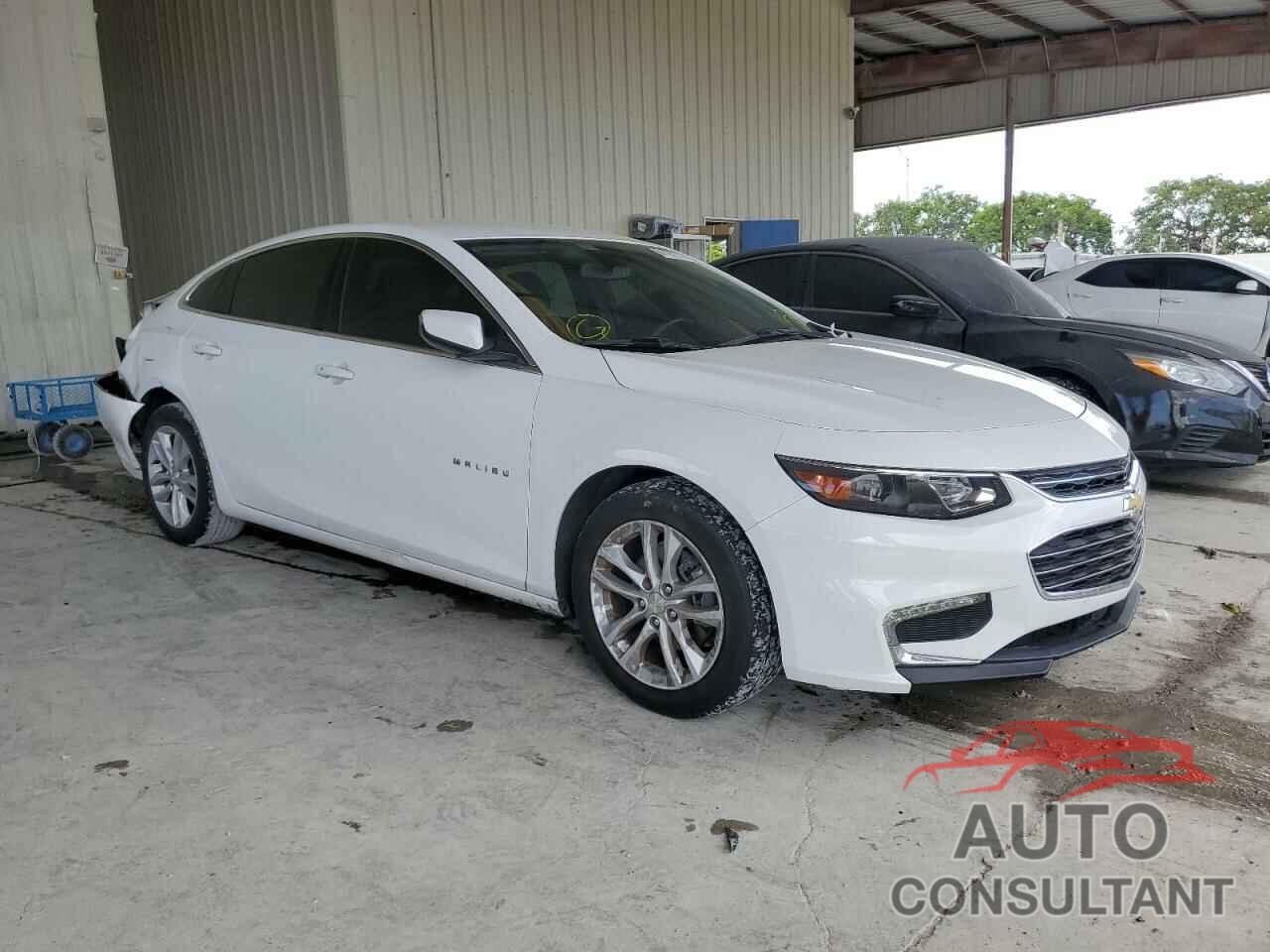 CHEVROLET MALIBU 2017 - 1G1ZE5ST1HF200738