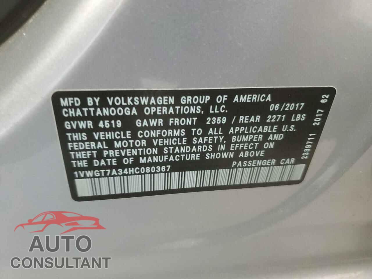 VOLKSWAGEN PASSAT 2017 - 1VWGT7A34HC080367
