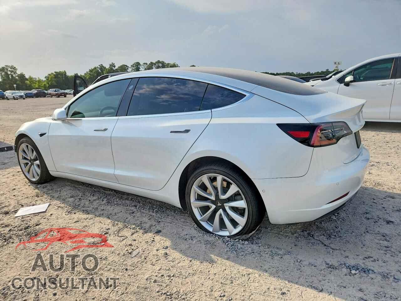 TESLA MODEL 3 2020 - 5YJ3E1EC2LF586908