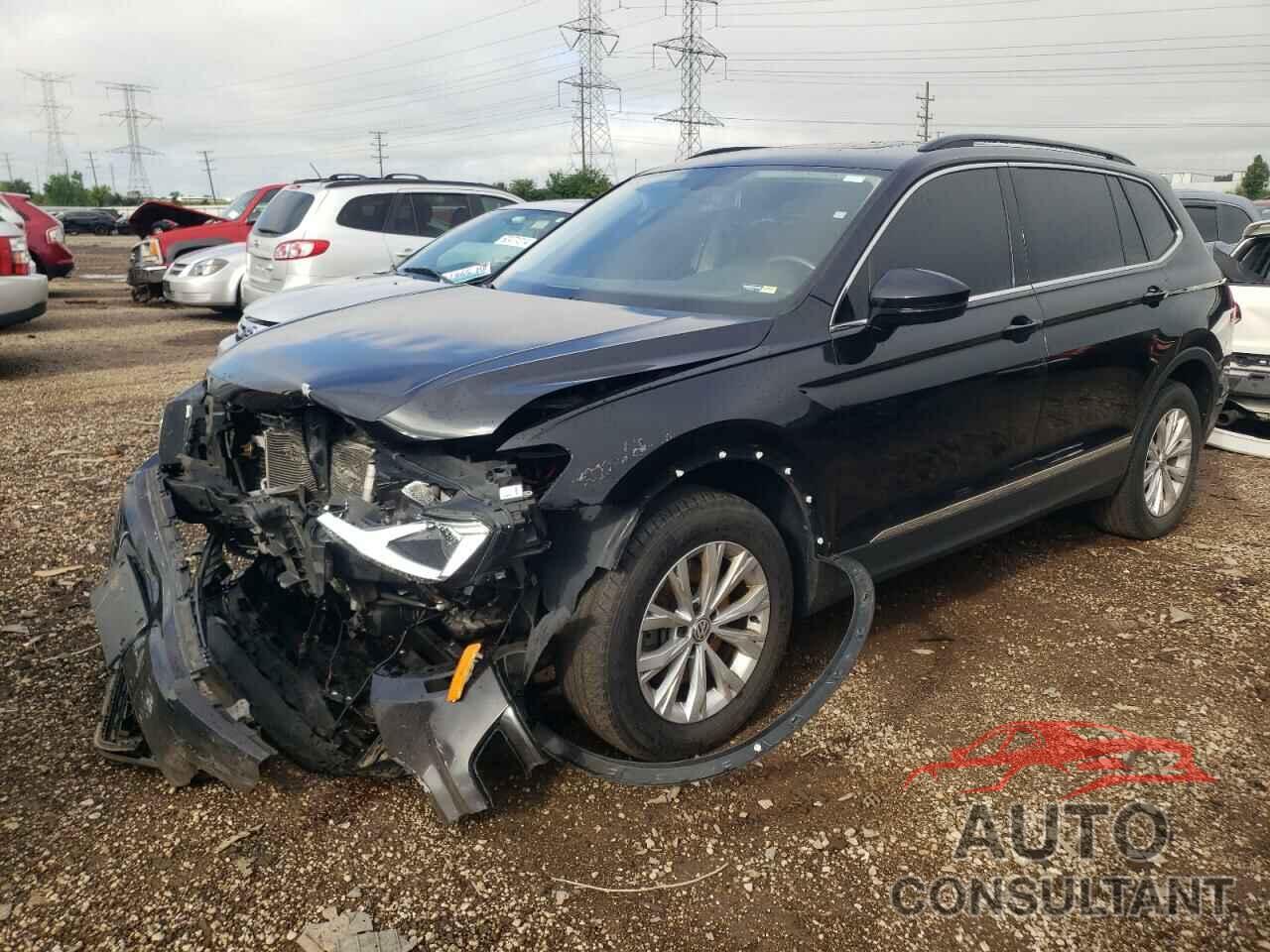 VOLKSWAGEN TIGUAN 2018 - 3VV2B7AX7JM121289