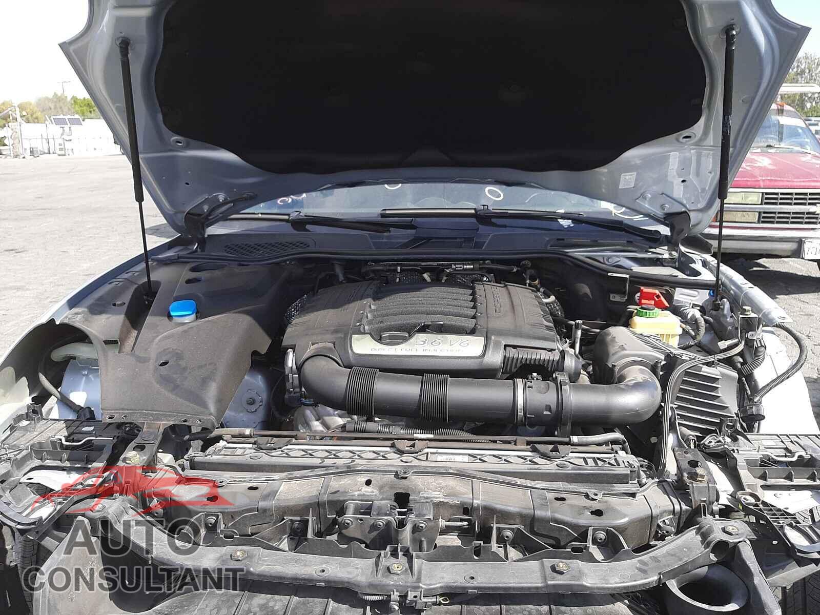 PORSCHE CAYENNE 2016 - WP1AA2A2XGLA04741