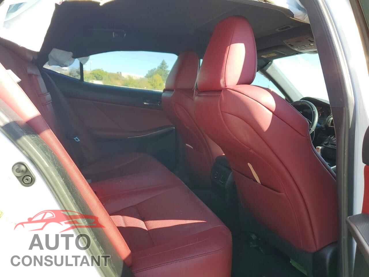LEXUS IS 2014 - JTHCE1D26E5004997