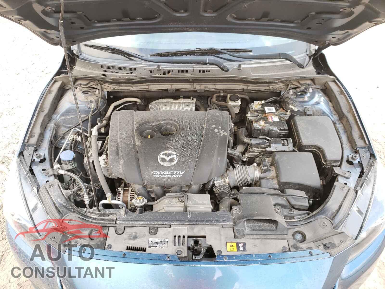 MAZDA 3 2017 - 3MZBN1K78HM158263