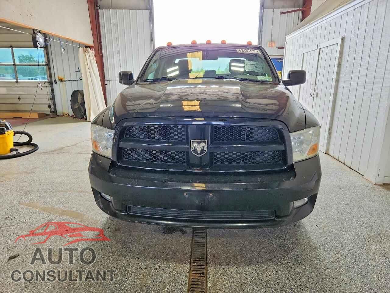 DODGE RAM 1500 2012 - 1C6RD7FT1CS302936