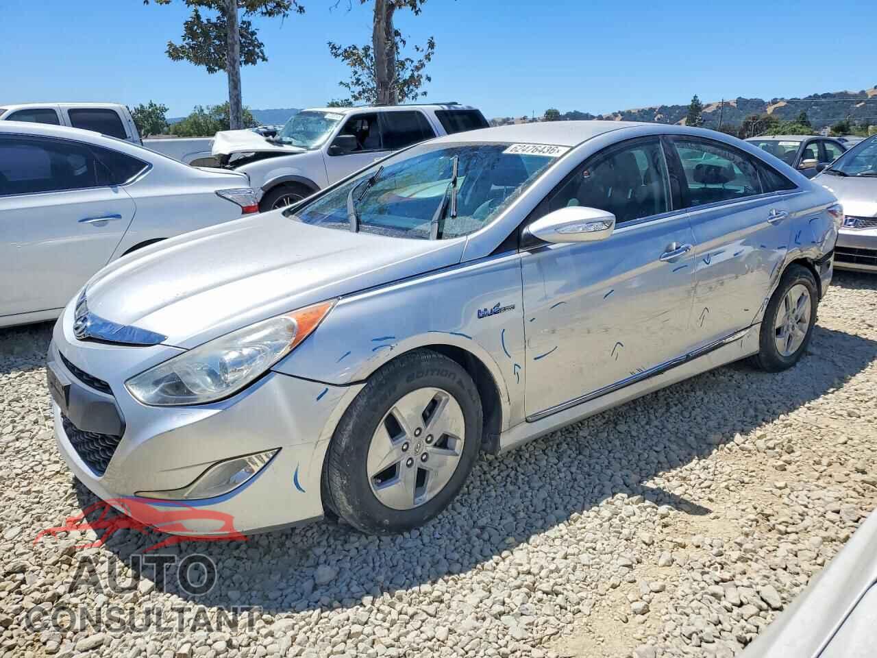 HYUNDAI SONATA 2012 - KMHEC4A49CA026211