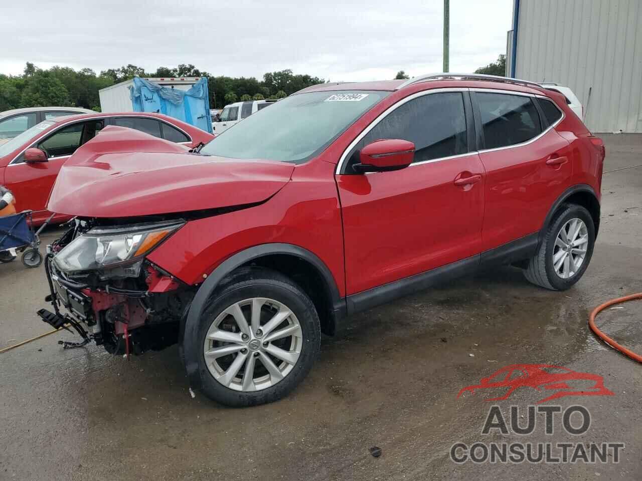 NISSAN ROGUE 2018 - JN1BJ1CP0JW102193