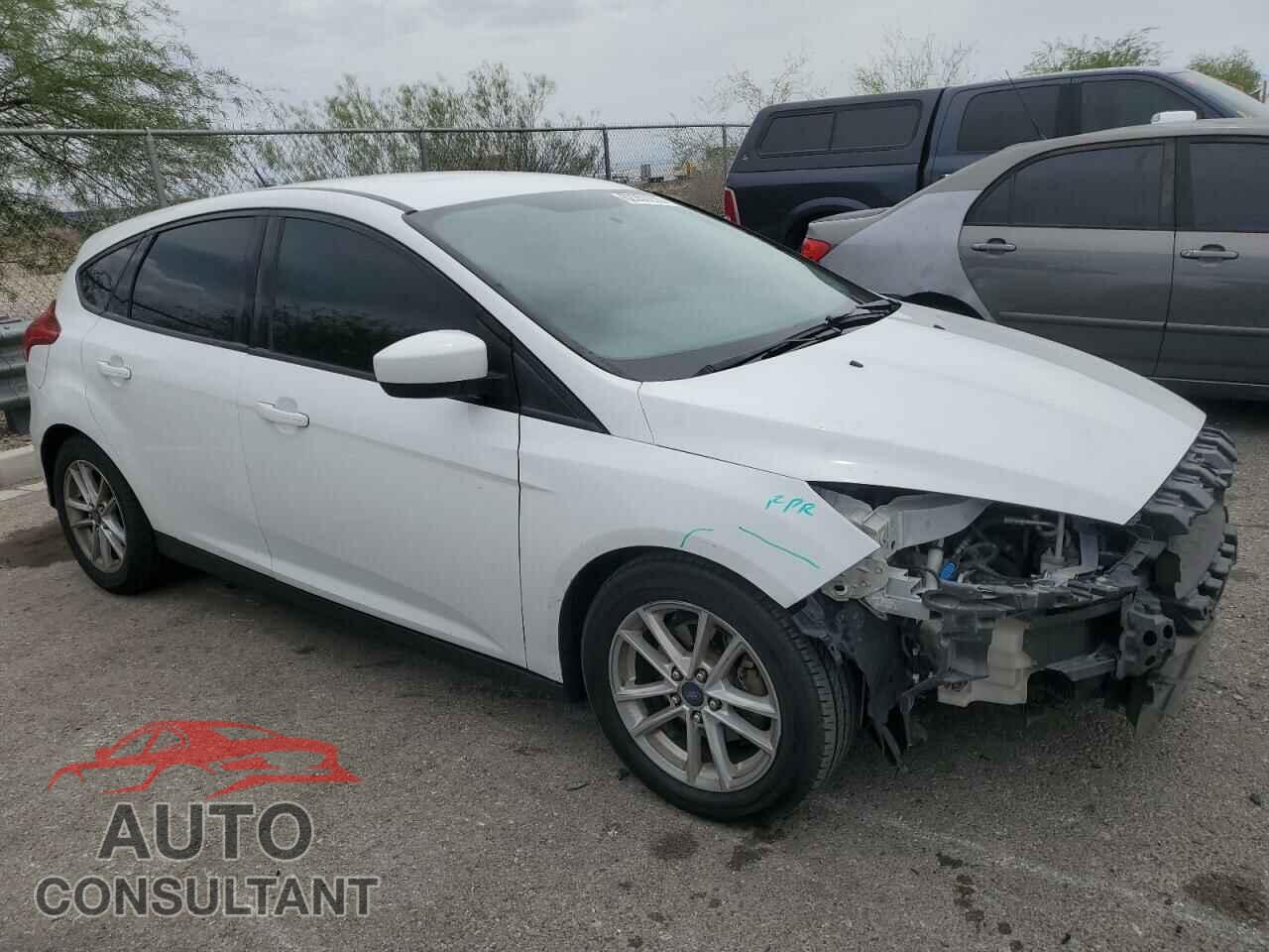 FORD FOCUS 2018 - 1FADP3K23JL224916
