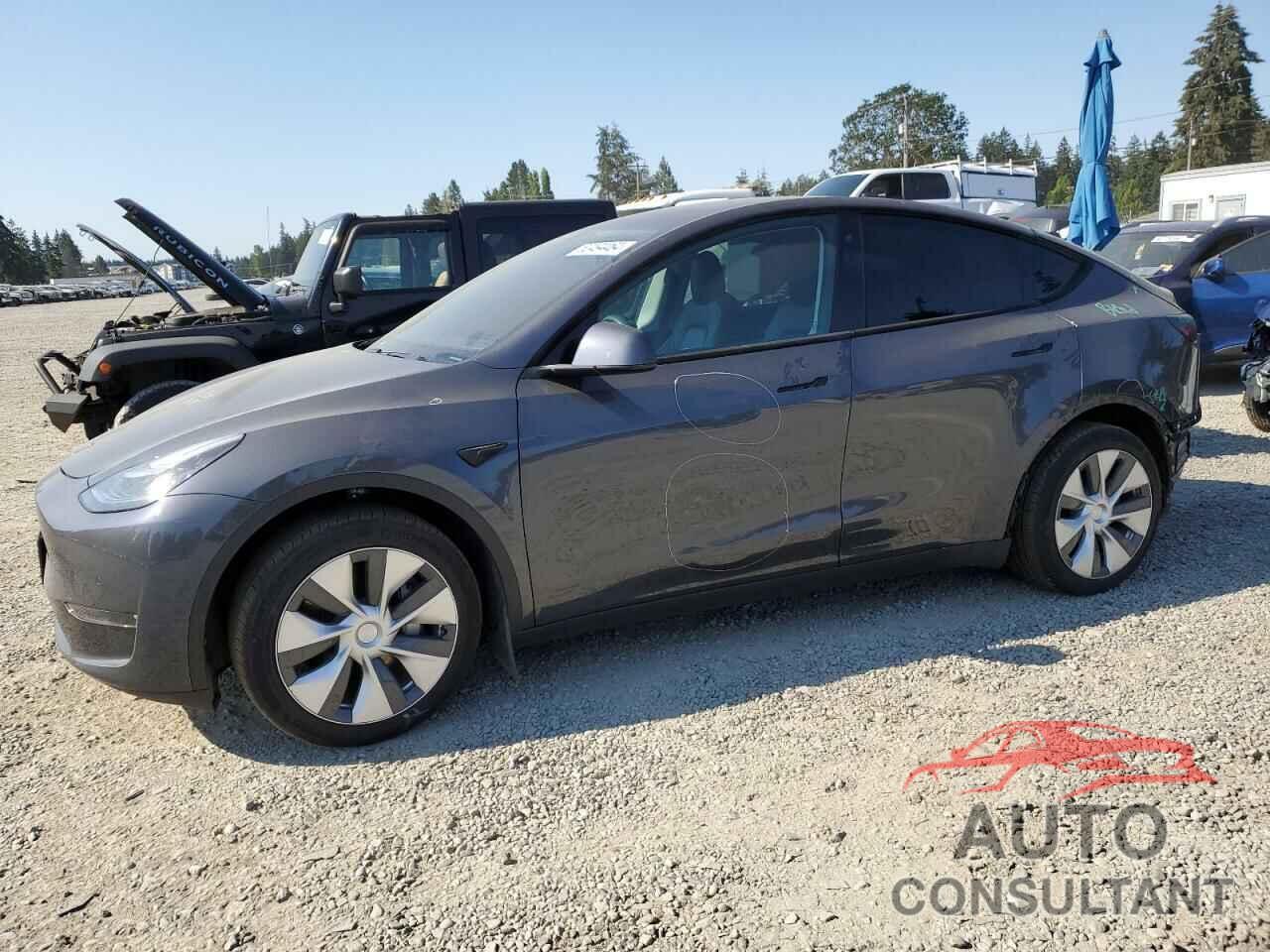 TESLA MODEL Y 2020 - 5YJYGDEE8LF052136