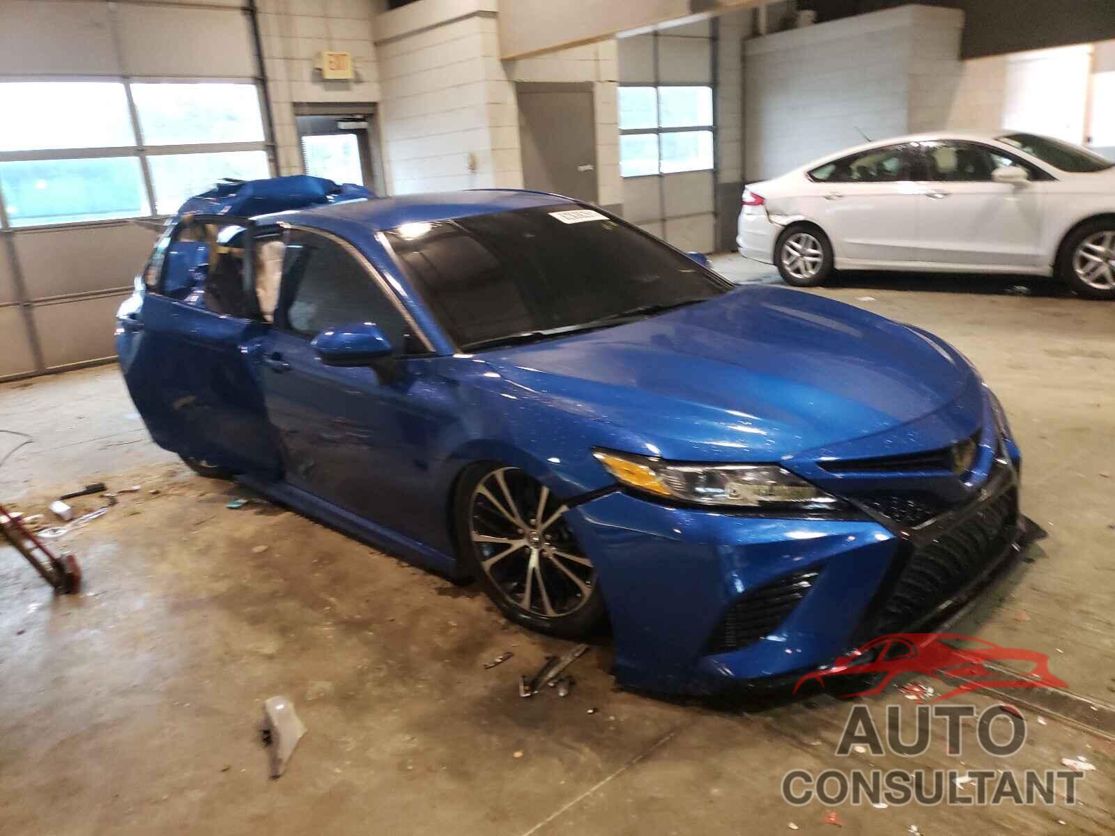 TOYOTA CAMRY 2019 - 4T1B11HK0KU280737