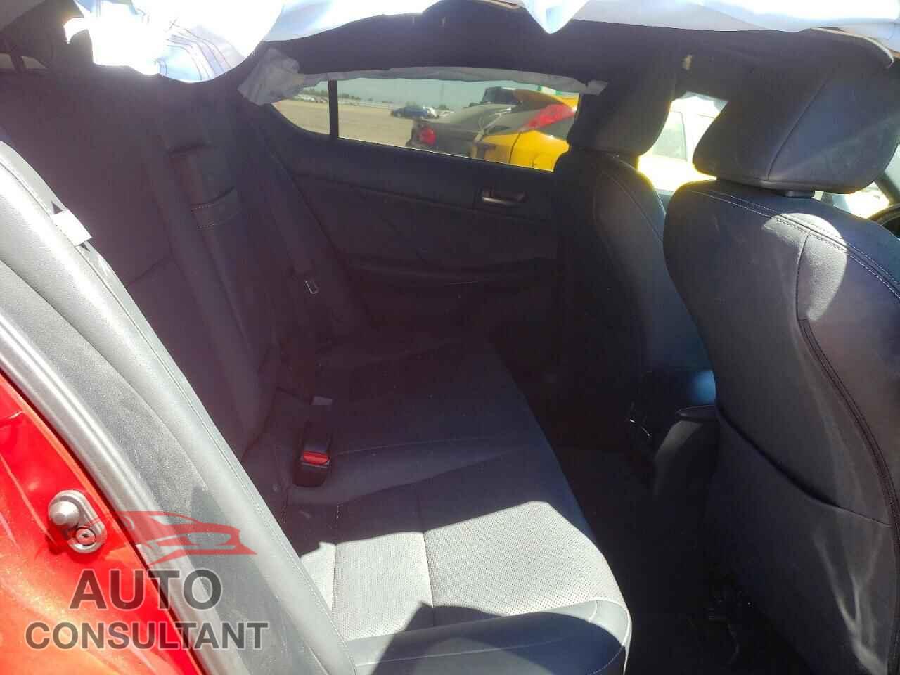 LEXUS IS 2021 - JTHCA1D20M5113921