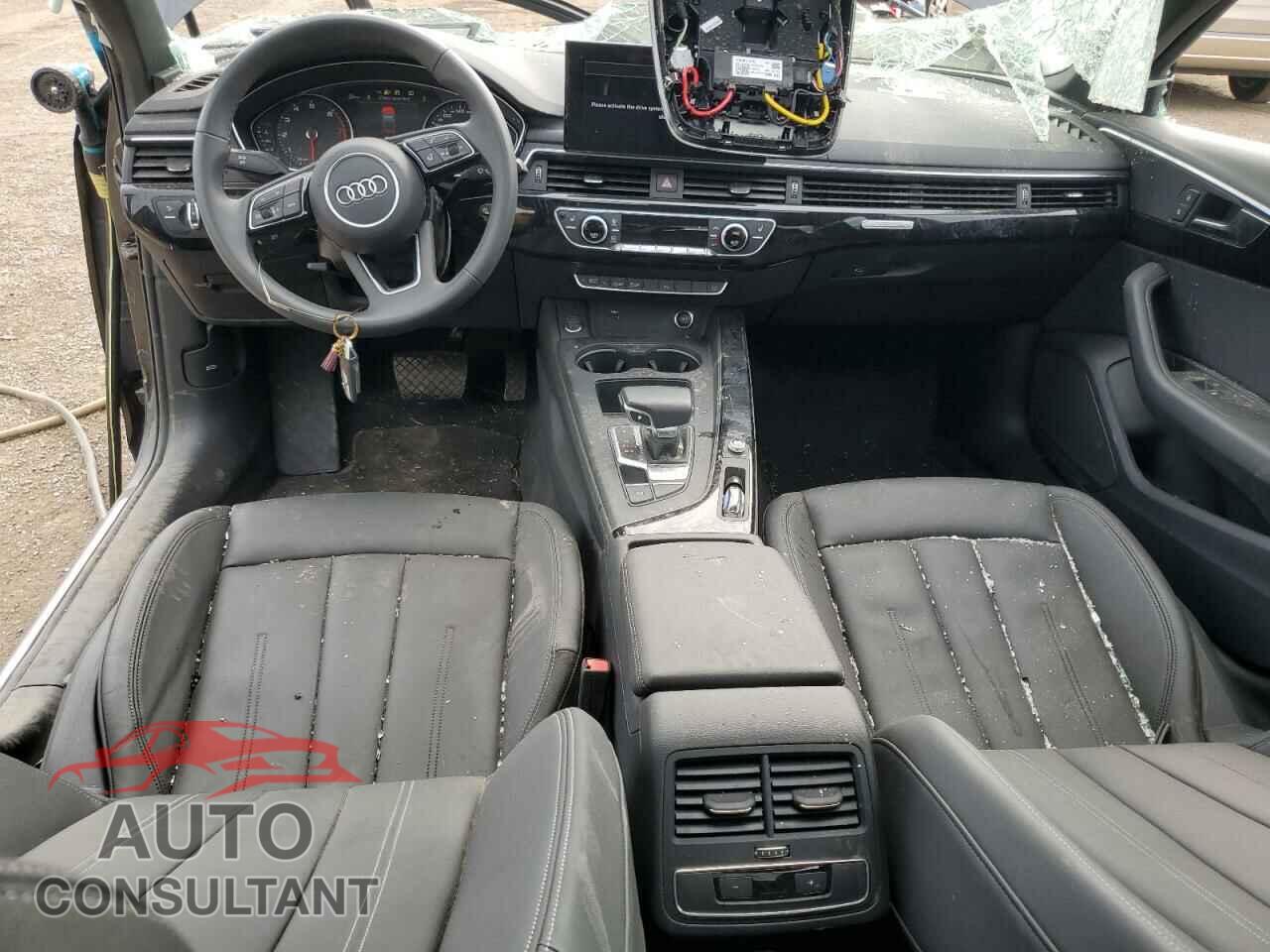 AUDI A4 2023 - WAUAAAF41PA034757