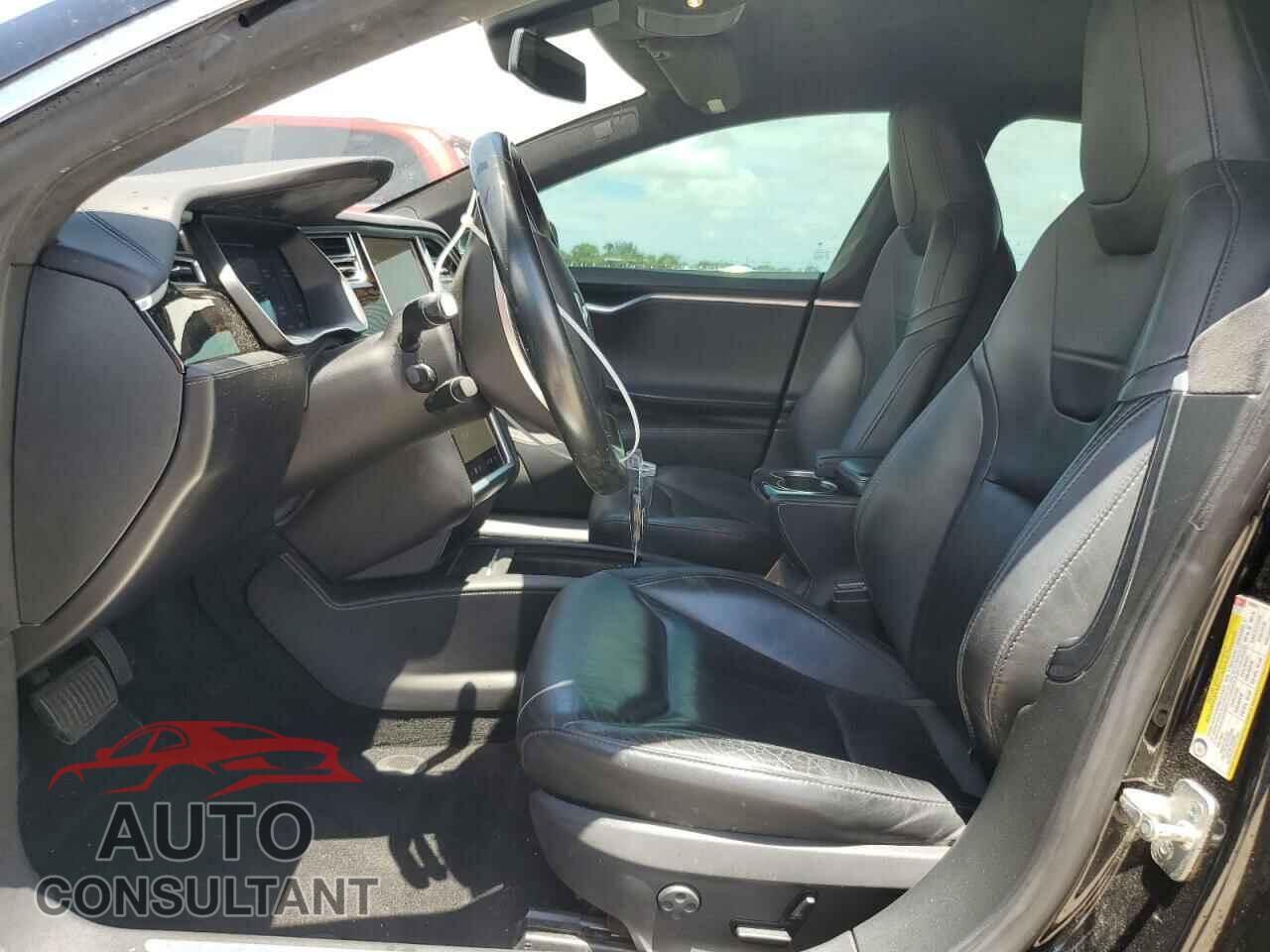 TESLA MODEL S 2016 - 5YJSA1E19GF156000