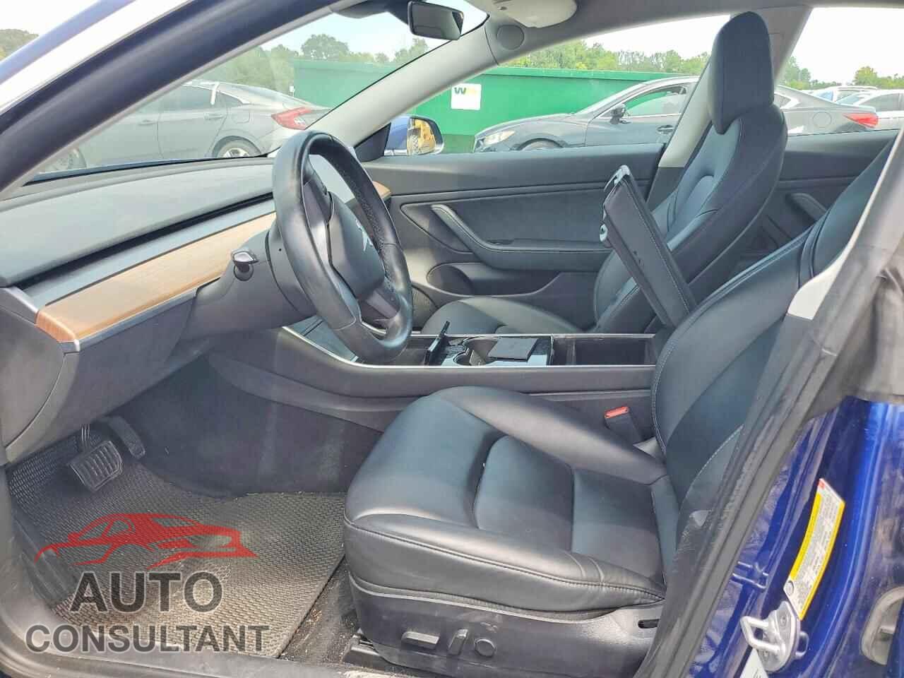 TESLA MODEL 3 2019 - 5YJ3E1EB2KF364939