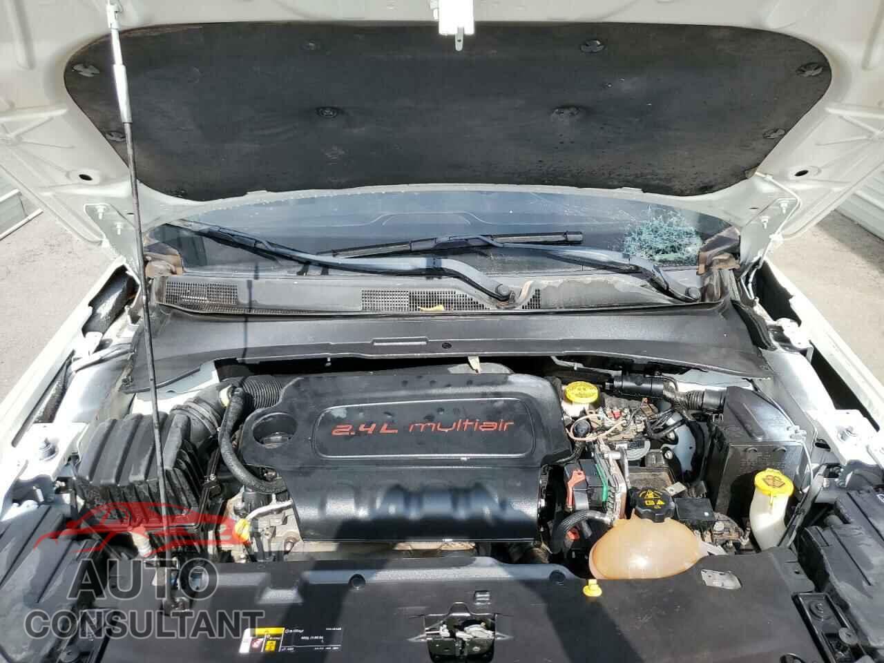 JEEP COMPASS 2020 - 3C4NJDDB7LT184351