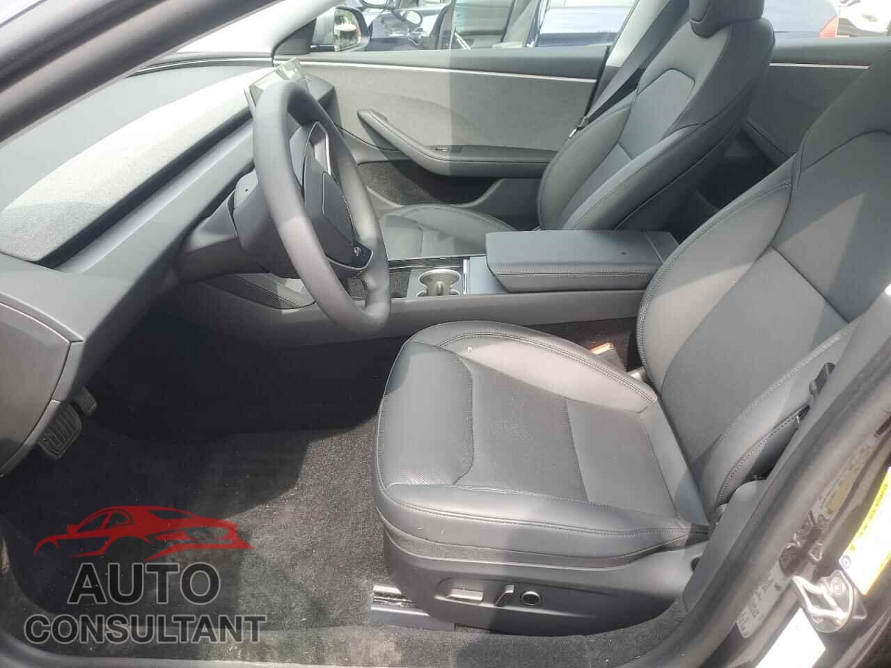 TESLA MODEL 3 2024 - 5YJ3E1EA4RF857796